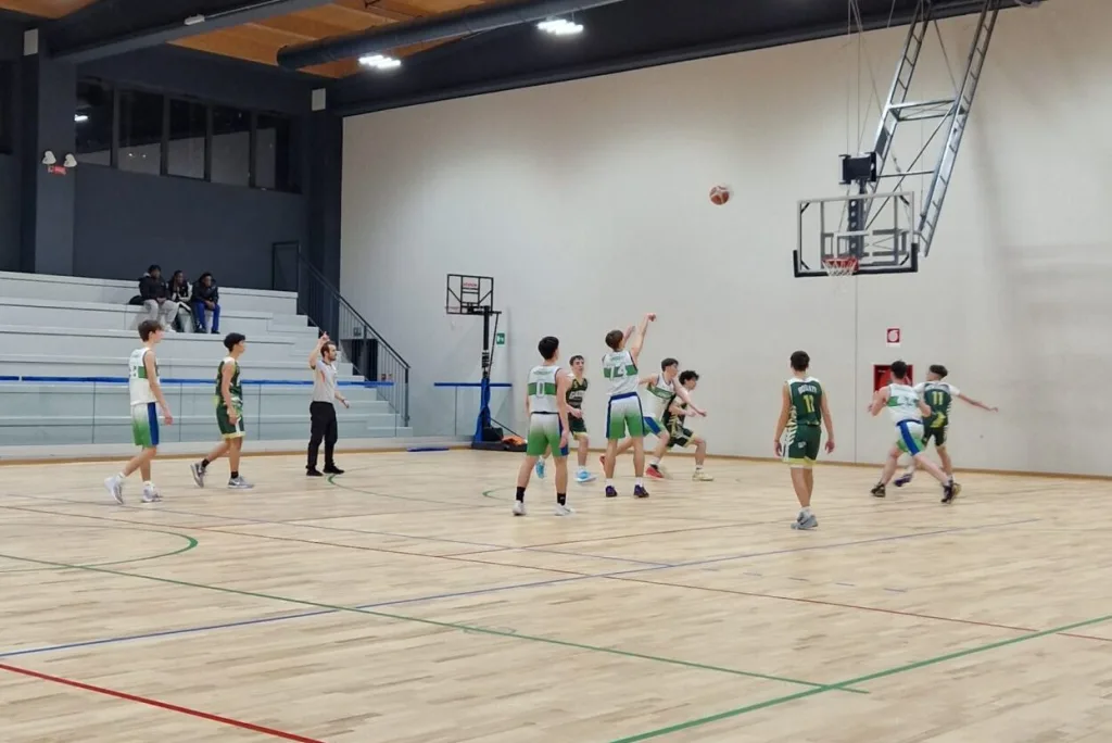Un avvio incoraggiante per gli U13, poi Pinerolo dilaga